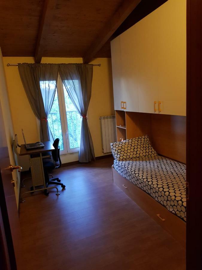 Andrea'S Apartments - Chiasserini Milaan Buitenkant foto